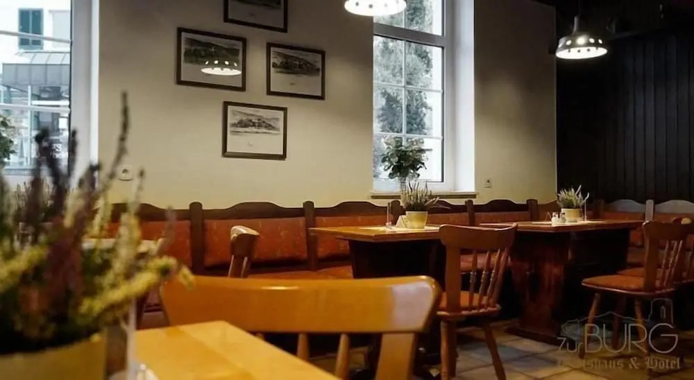 Hotel zur Burg