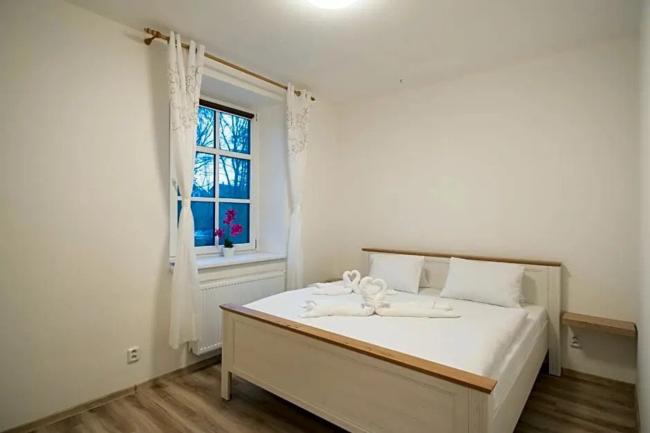 Hotel Zámeček Raspenava