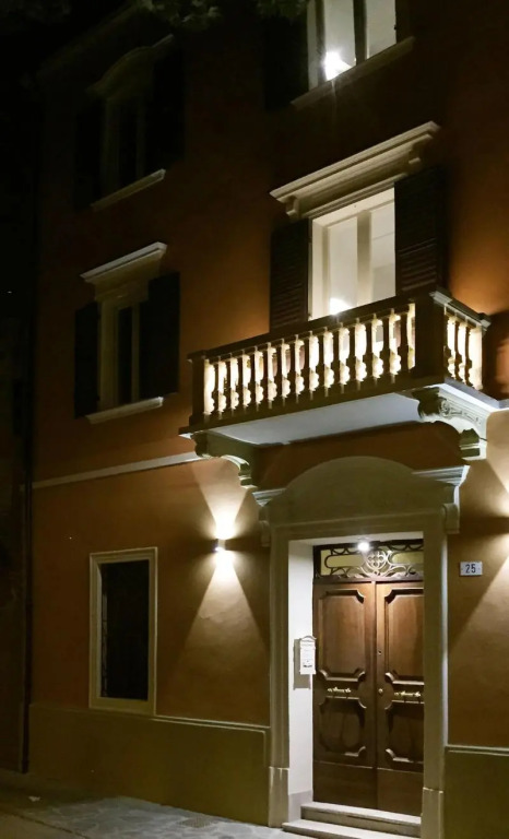 Vittorio Veneto 25