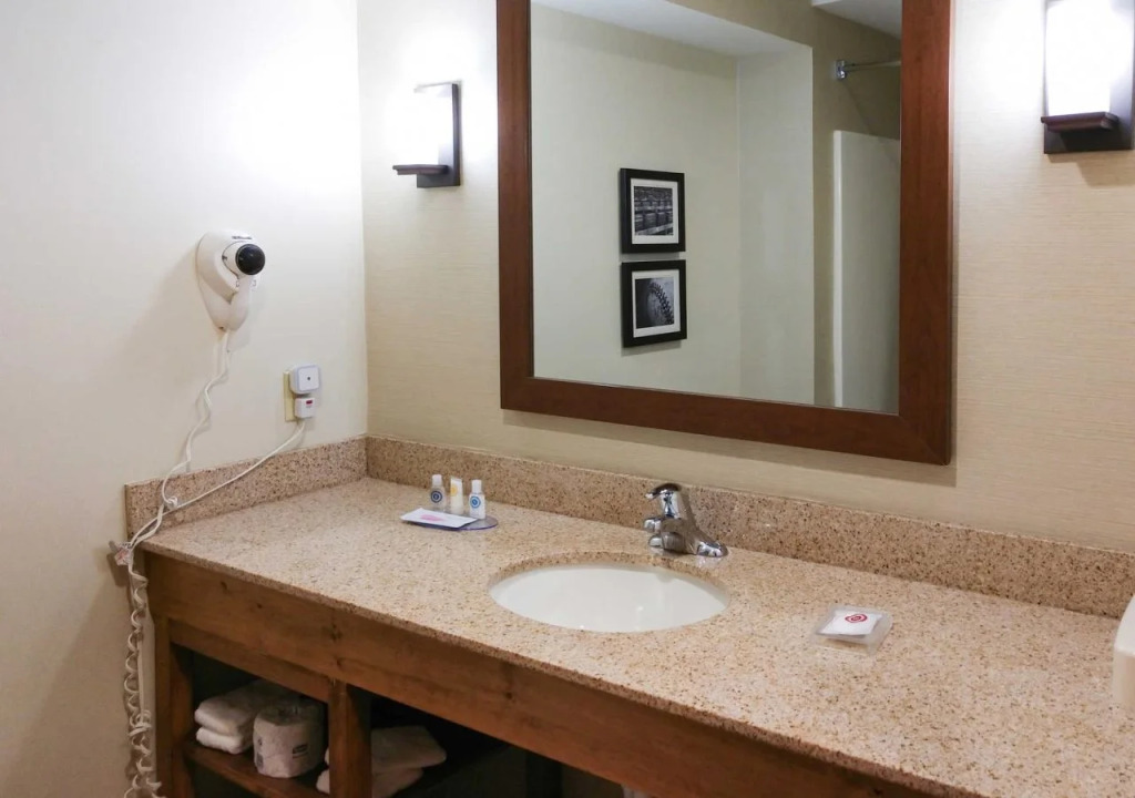 City Express by Marriott Milford Cooperstown
