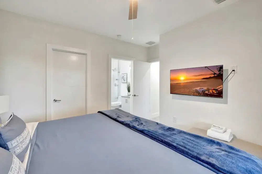 Townhome-10 mins to FTL Beach & Downtown