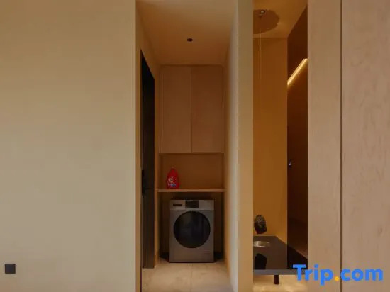 WOPAI Designer Hotel (Suzhou Guanqian Street Yangyuxiang Subway Station Branch)
