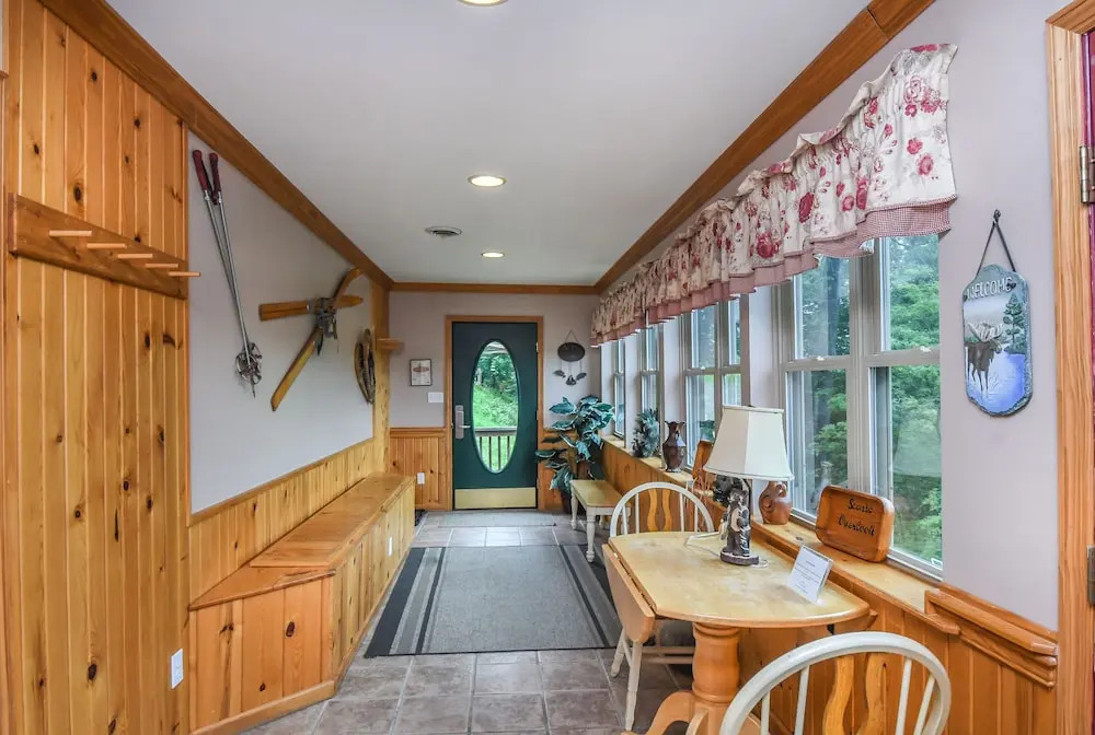 Scenic Overlook 6 Bedroom House