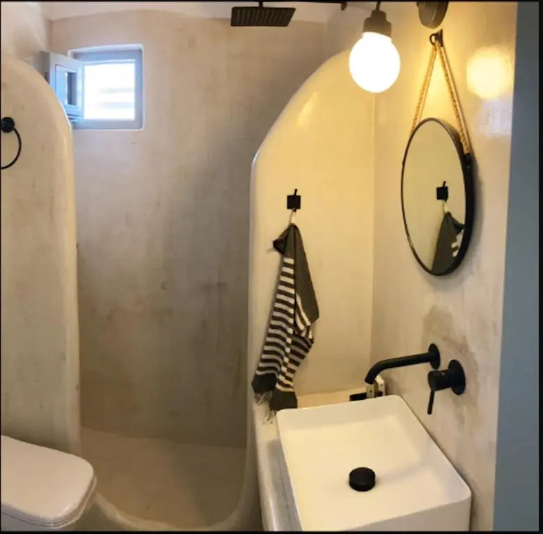 3 bedrooms villa with sea view enclosed garden and wifi at Ios