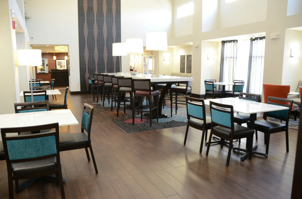 Hampton Inn & Suites Chicago Southland-Matteson
