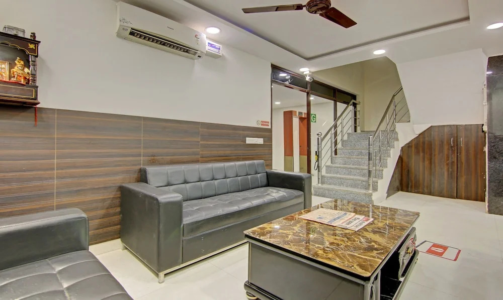 Hotel O JDJ Residency