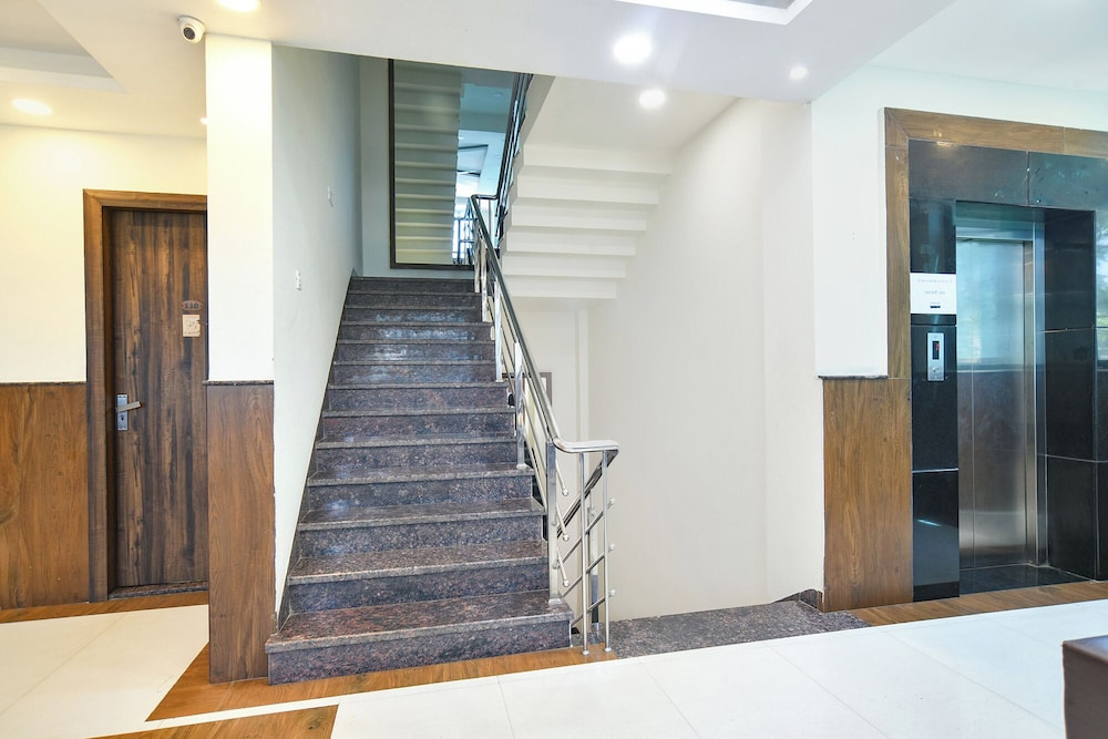 FabHotel Rama