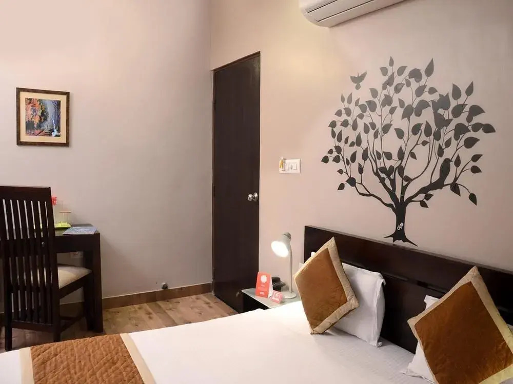 Via Travelers Lodge