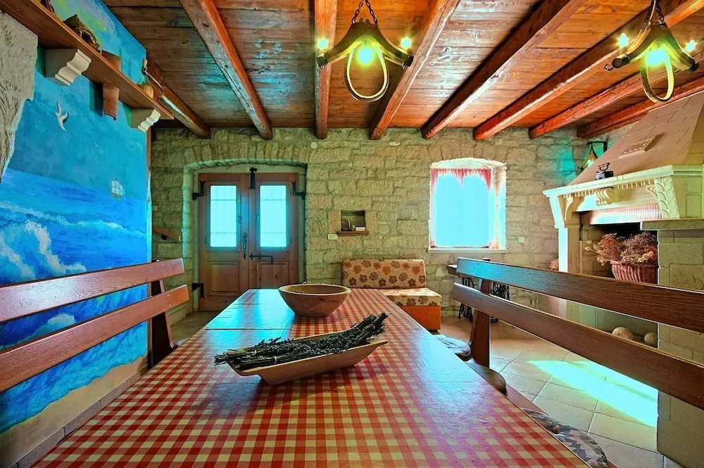 Apartments Silvano Radosi