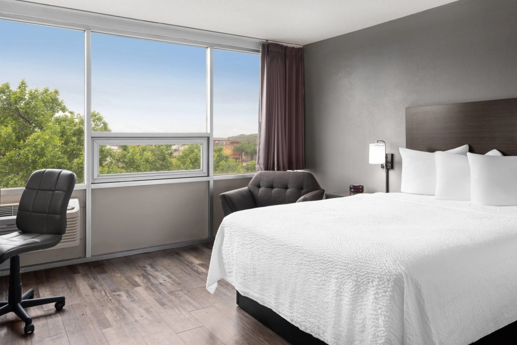 Baymont by Wyndham Great Falls City Center