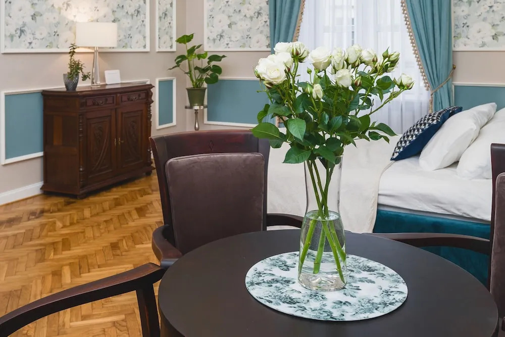 Krakow Royal Apartment