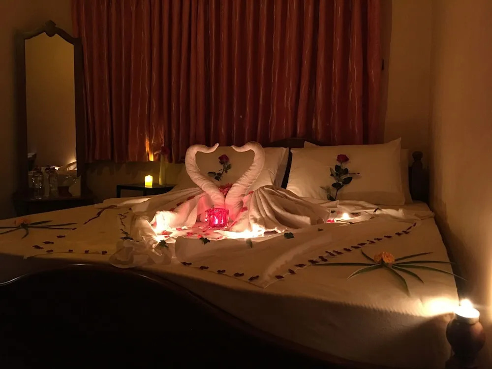 Pleasure Inn