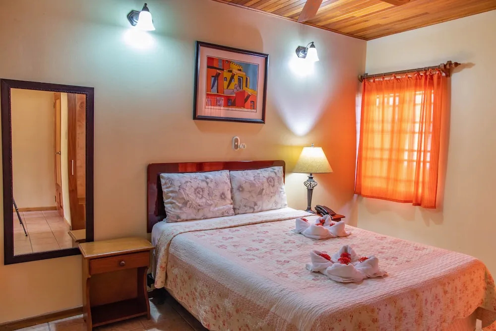 Apartotel Girasol