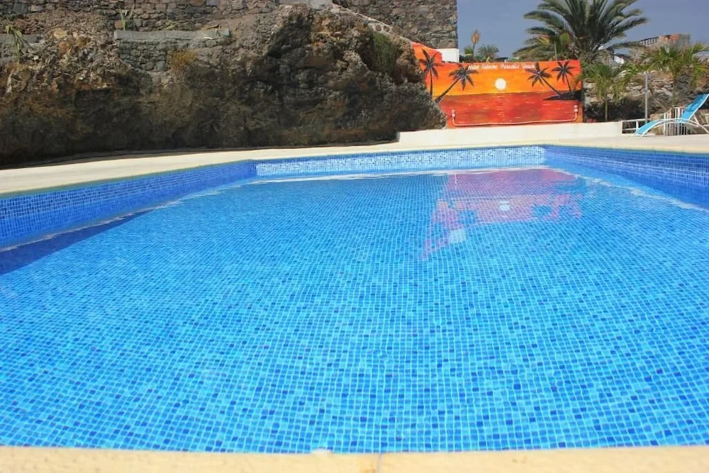 Falucho Paradise Beach
