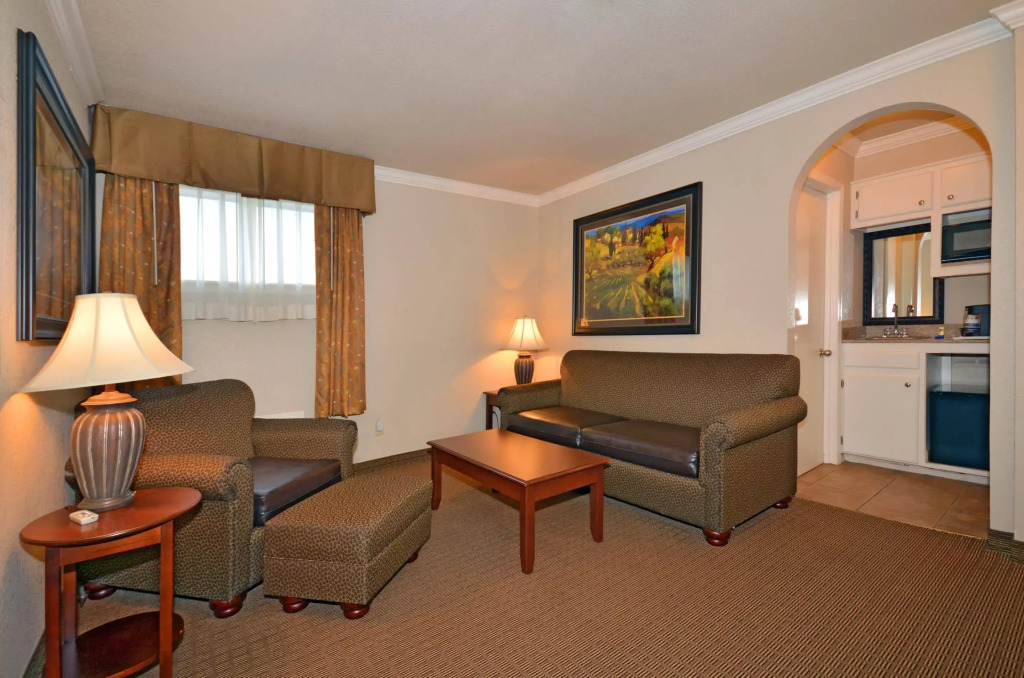 Inn of McAlester