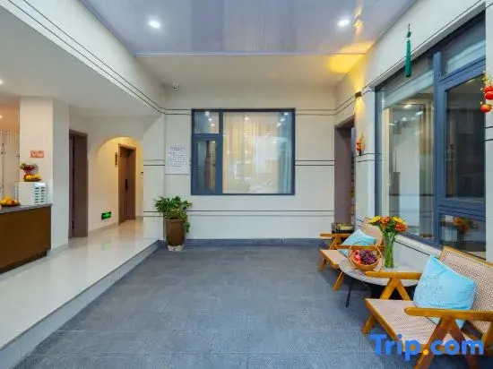 Yingzi Homestay · Garden Yunling Elegant Residence (Lijiang Old Town Big Waterwheel Store)
