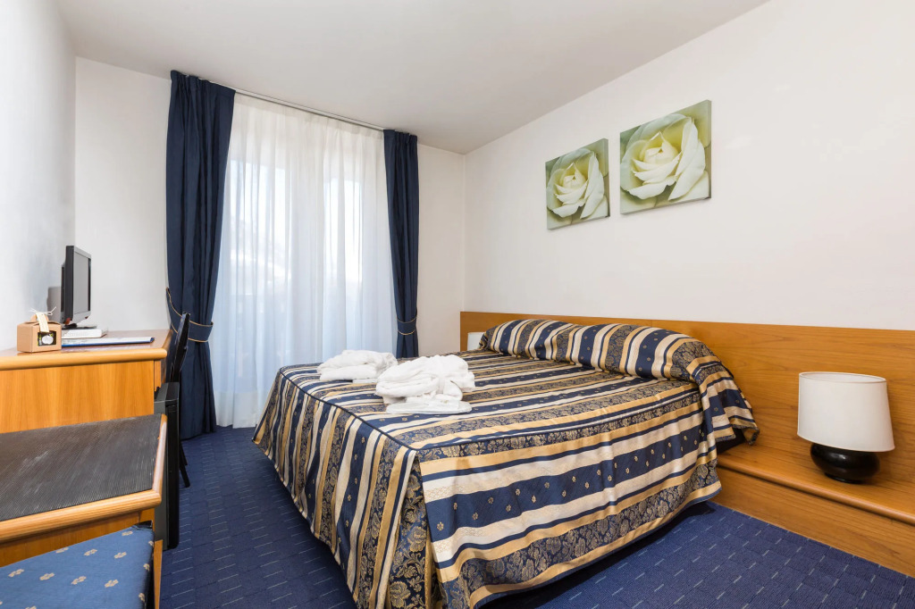 Hotel Alpina