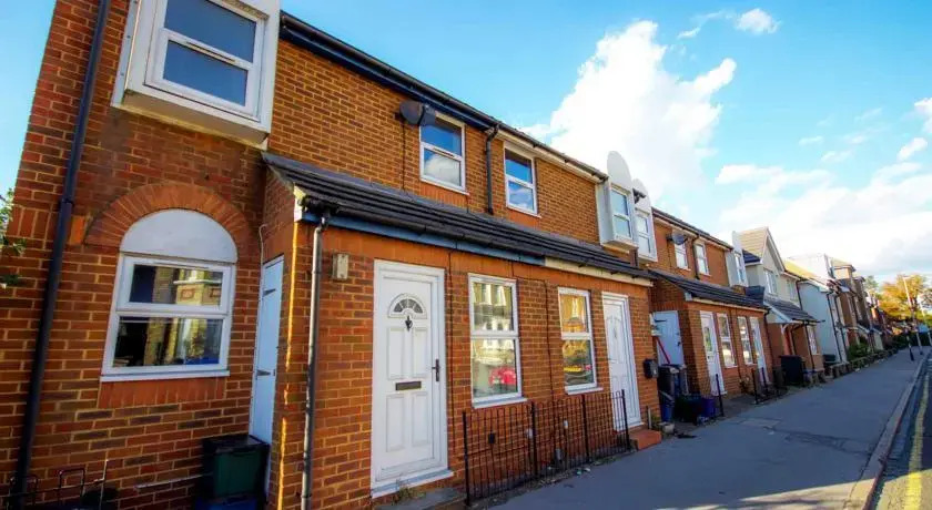 Epsom Road