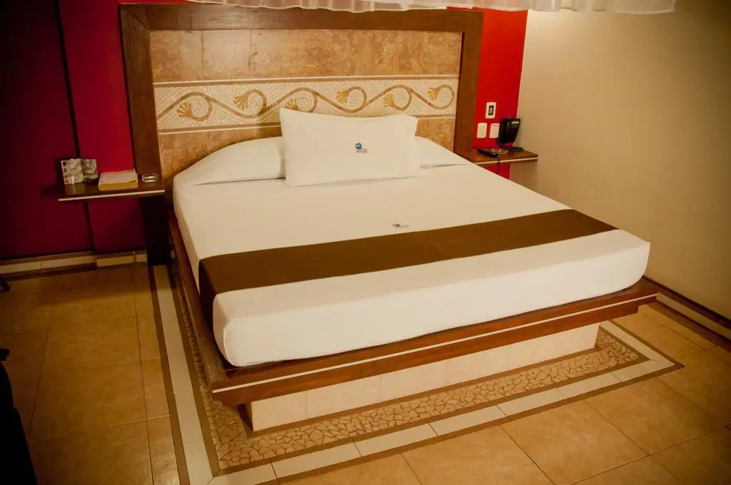 Auto Hotel Mediterraneo