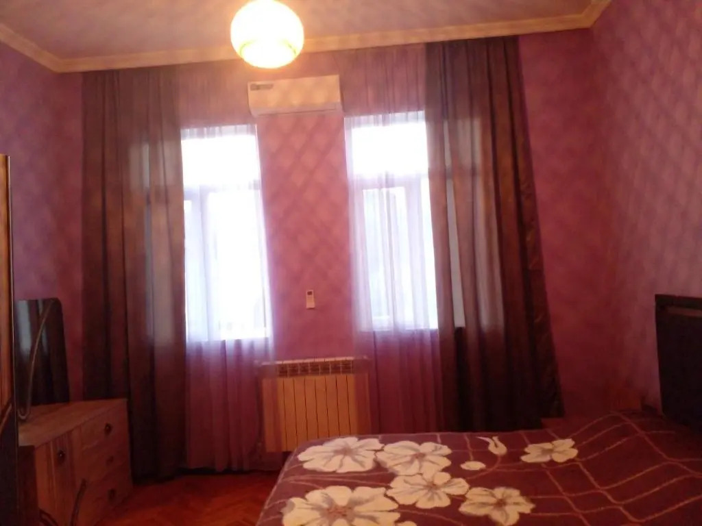 Lana's Guest House