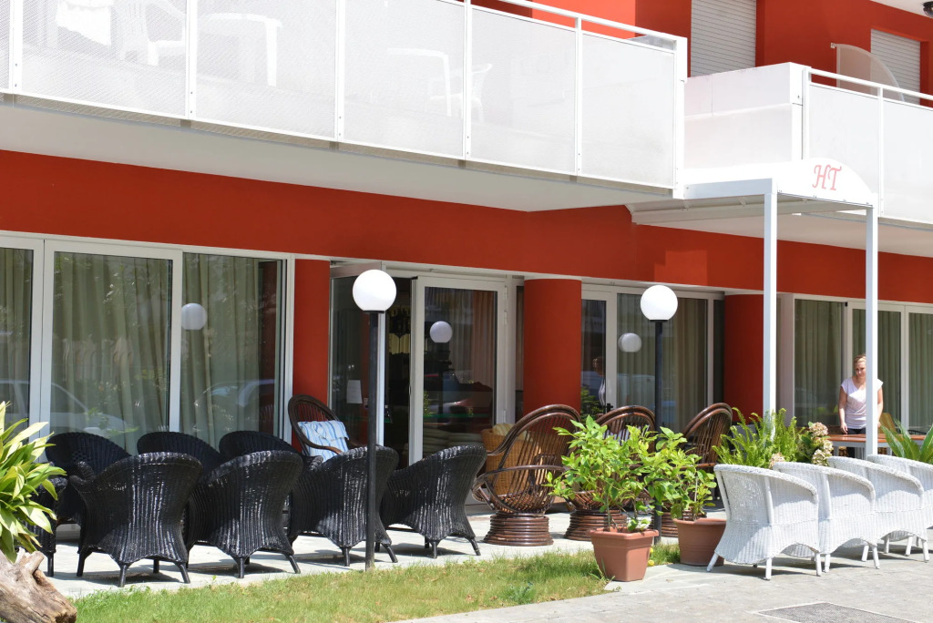 Hotel Tritone