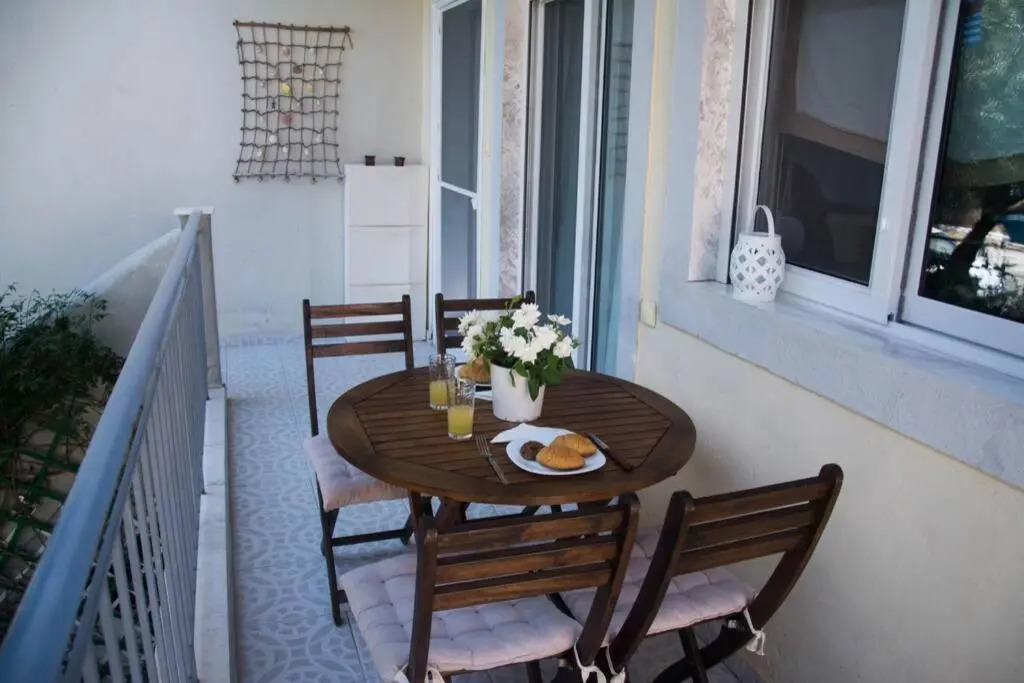 Apartment in Gerakini , 50 meters far from beach