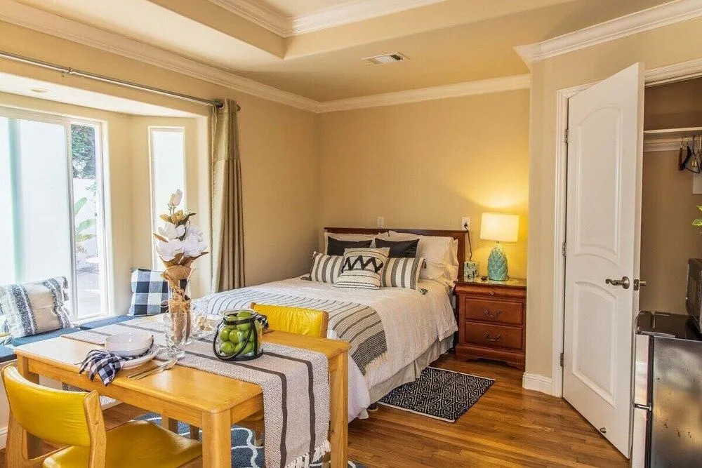 Lemon House - Cozy, In-law Studio