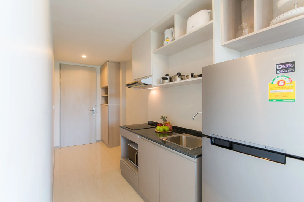 6th Avenue Surin by Lofty