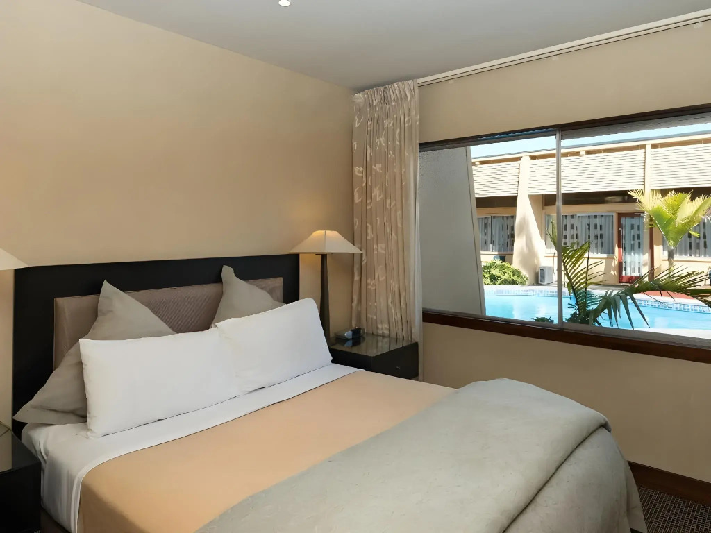Oasis Beach Motel