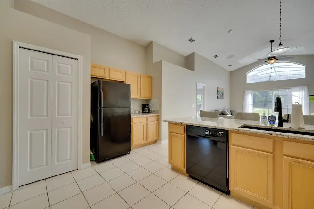 Kissimmee Getaway w/ Pool ~ 7 Mi to Disney!