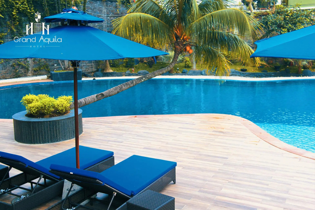 Grand Aquila Hotel