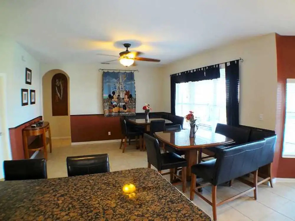 6BR 4BA Home in Windsor Hills by CV-2537