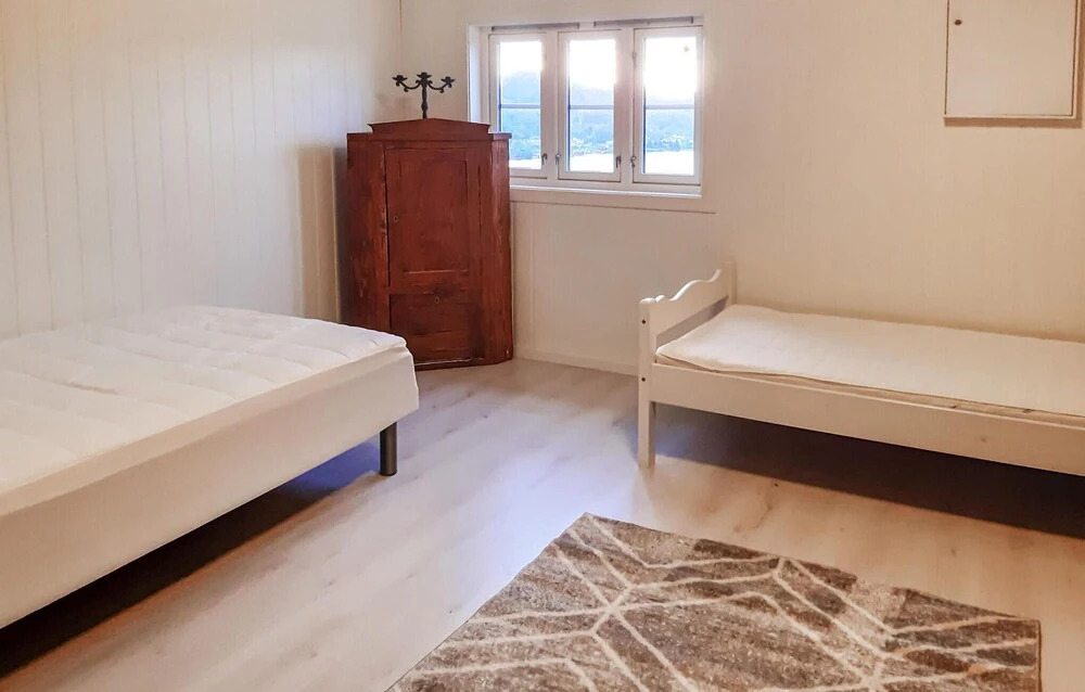 Nice Apartment in Lyngdal With 3 Bedrooms and Wifi