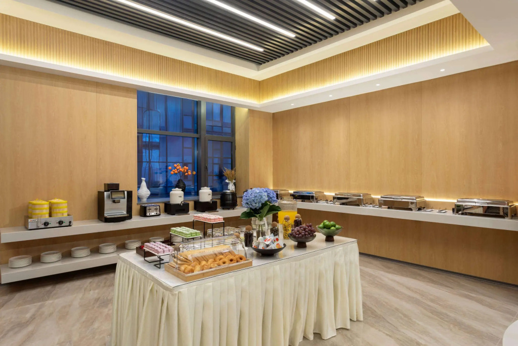 Days Inn by Wyndham Kunming Wujiaba