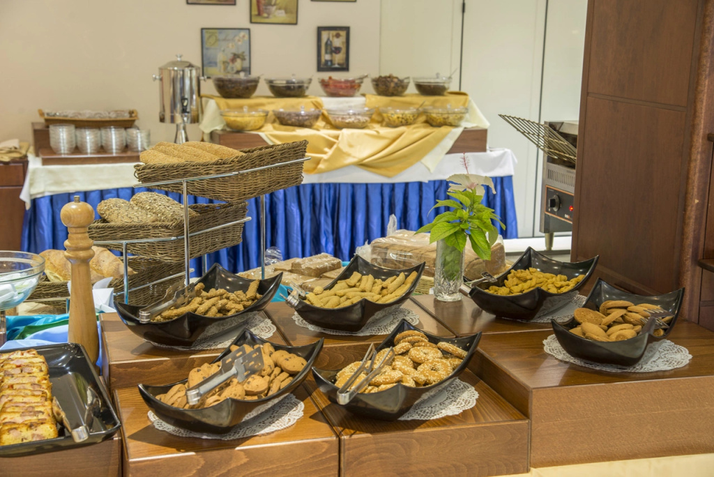 Manousos City Hotel