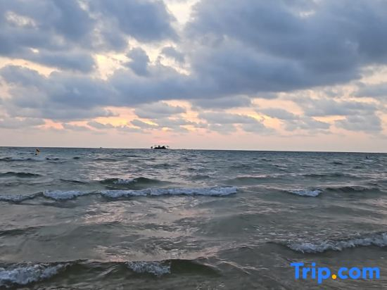 Hostel Nha Tia Near Beach Grandworld Phu Quoc