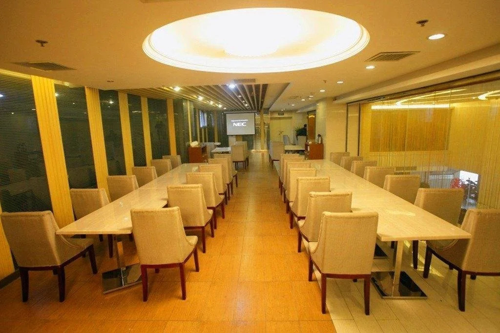 Goethe Holiday Inn