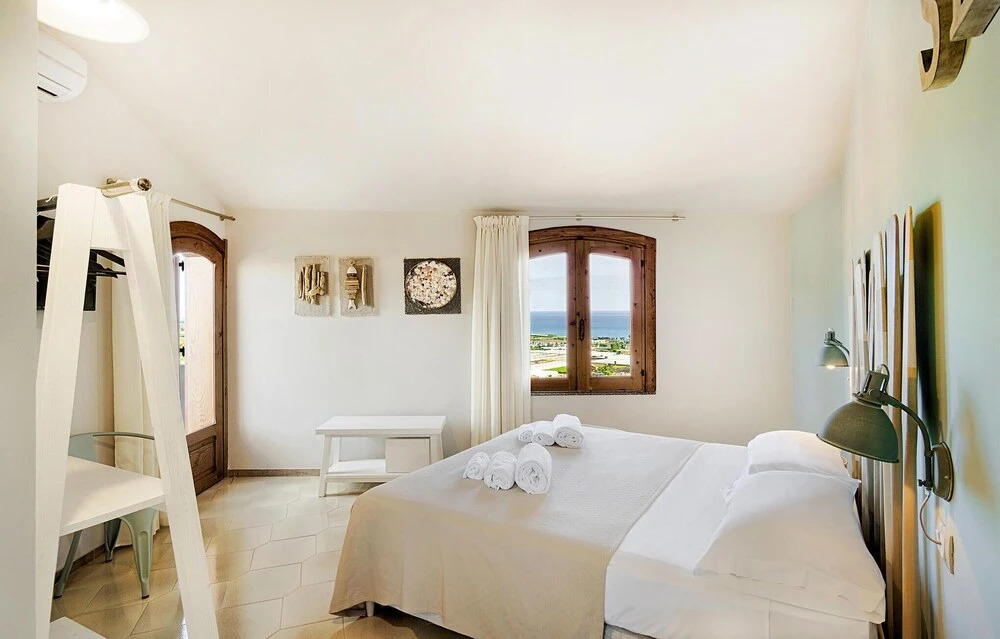 Amazing Home in Ragusa With 6 Bedrooms, Wifi and Outdoor Swimming Pool