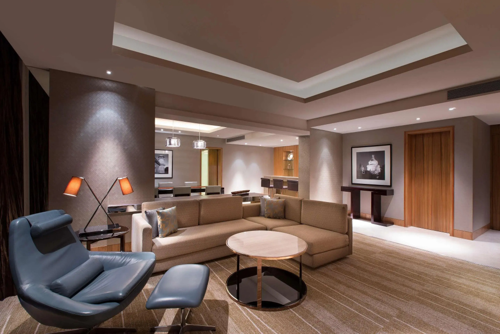 Sheraton Grand Bangalore Hotel at Brigade Gateway