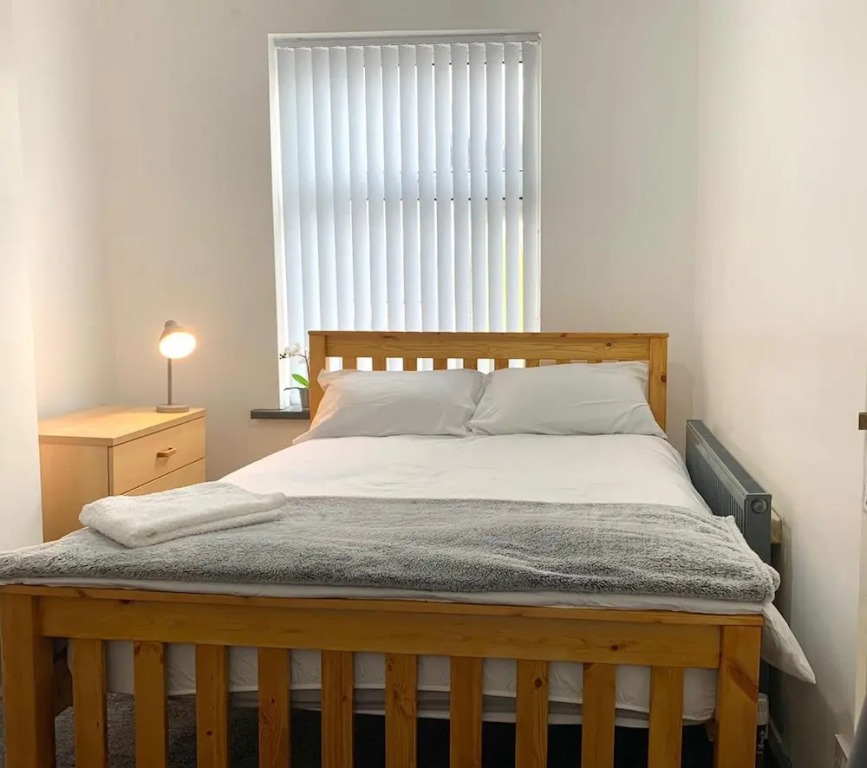 Stunning 5bed House in Birmingham Contractors Also