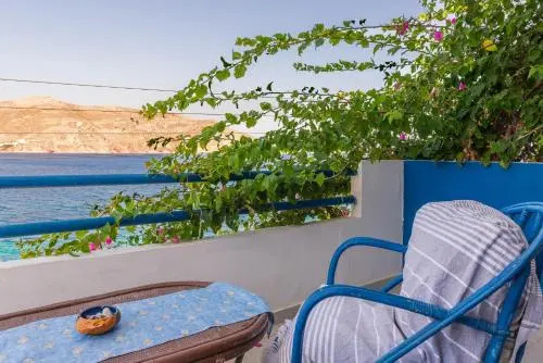 Antoniadi Rooms
