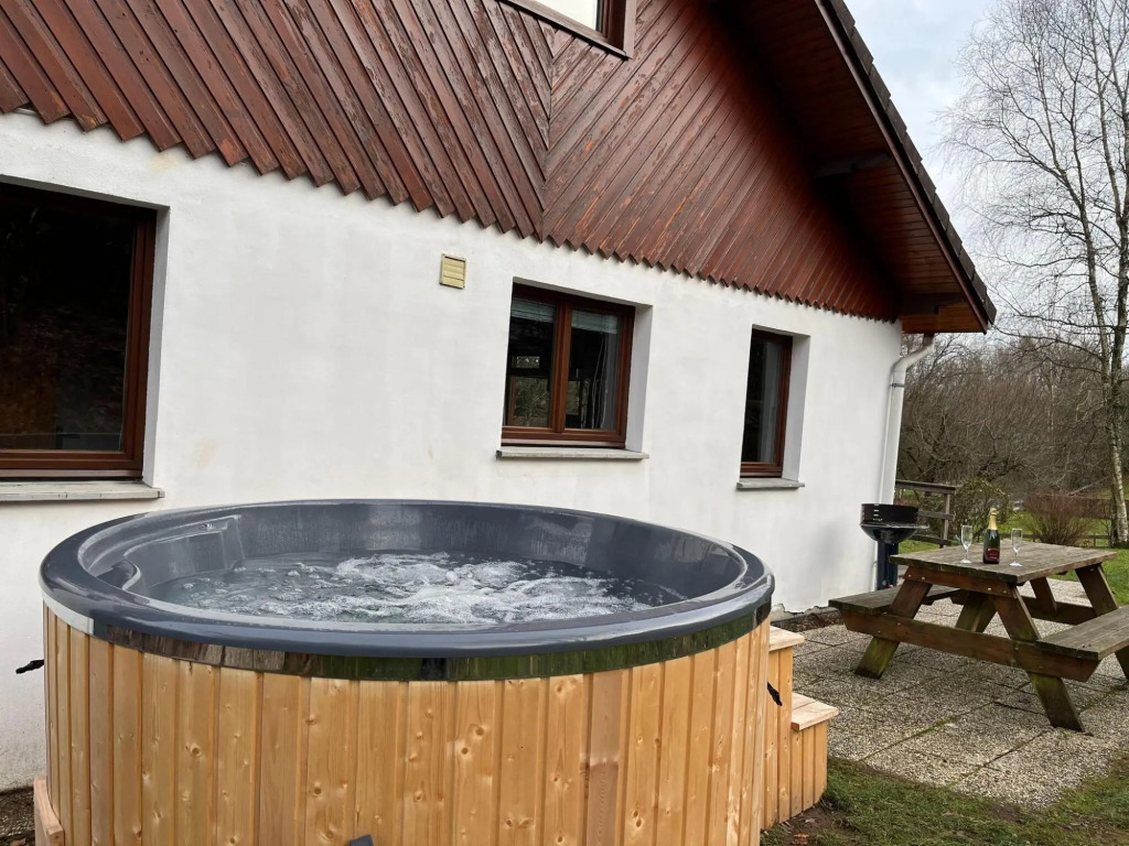 Lush Holiday Home in Wallonie With Sauna