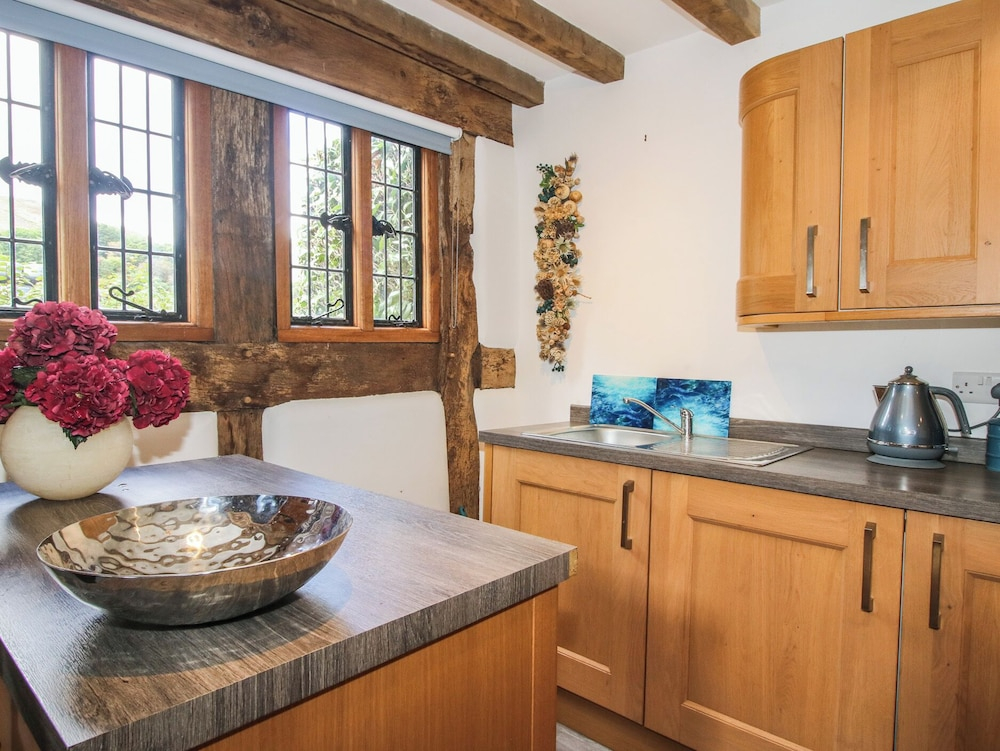 Courtyard Cottage