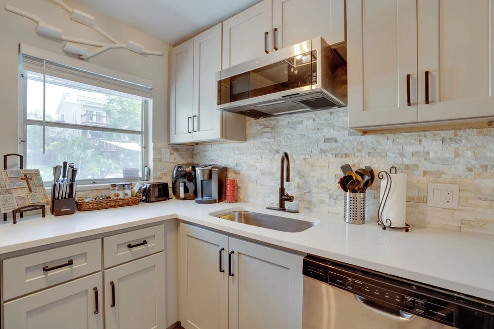 2 Bungalows in Redington Shores! Steps to Beach
