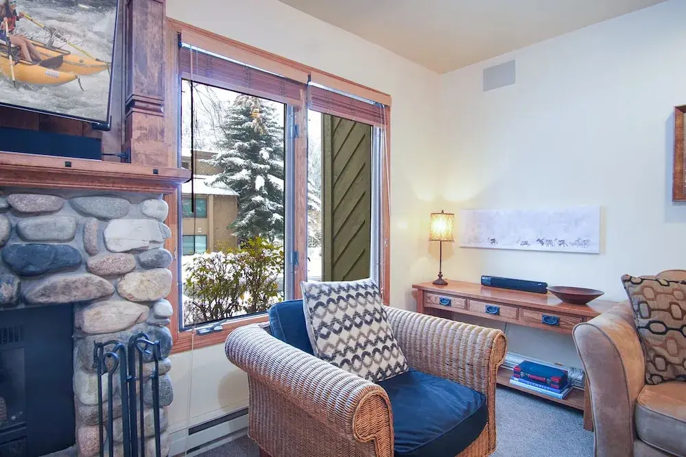 Sv101 - Walk to Lifts & Town - Hot Tub & Pool