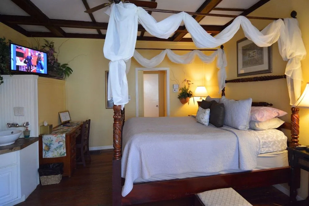 Saragossa Inn