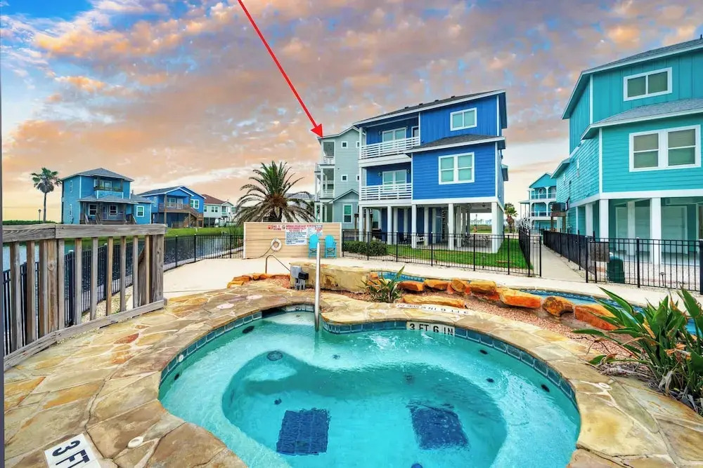 La Concha Blvd #31 -