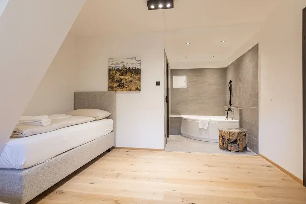 Apartment on the Foot of Ski-slope