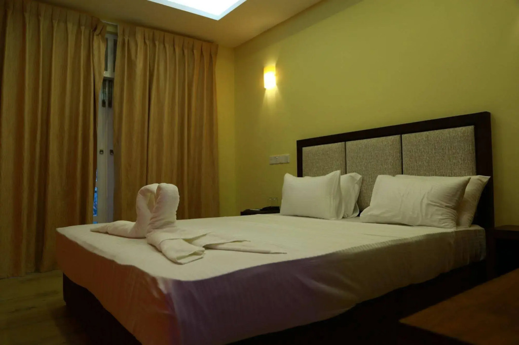 Ceylon Sea Hotel