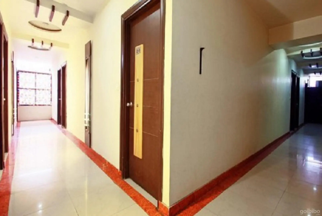 Hotel Mahadev Regency
